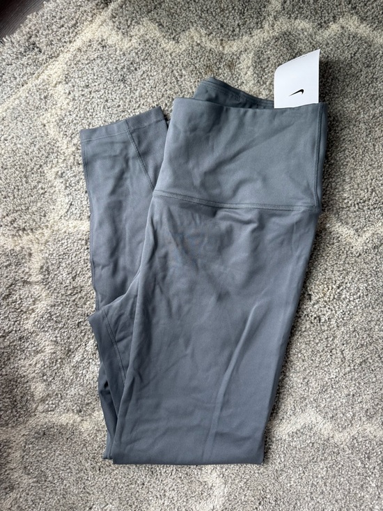 Nike Pants - Nike Charcoal Seam-Detail High-Rise Leggings